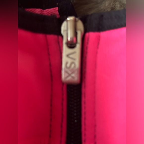 VSX Victoria’s Secret Sport front clasp + zip up 36DD - Picture 5 of 6